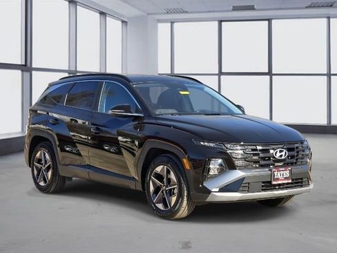 Used 2025 Hyundai Tucson SEL image 3
