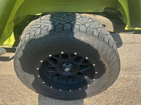 Used 2017 Jeep Wrangler Unlimited Sahara w/ Dual Top Group AWD/4WD image 15