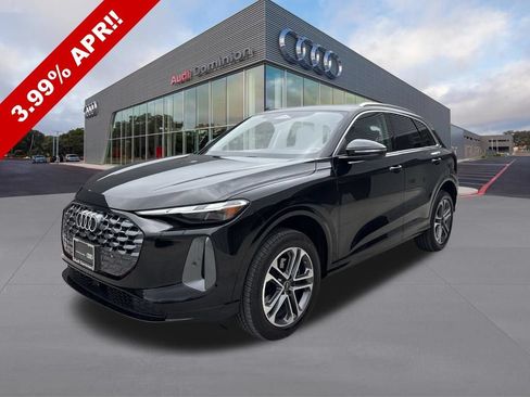 Certified 2025 Audi Q5 Premium w/ Convenience Package AWD/4WD image 1
