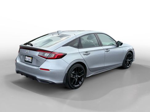 Used 2023 Honda Civic Sport image 5