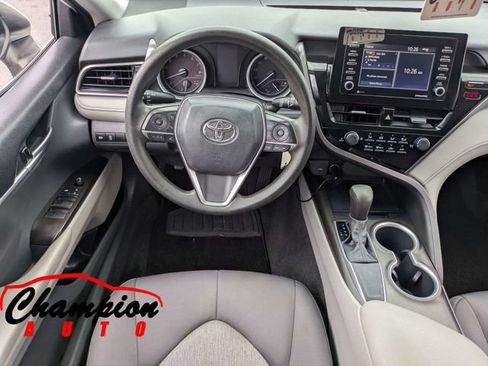 Used 2021 Toyota Camry LE FWD image 18