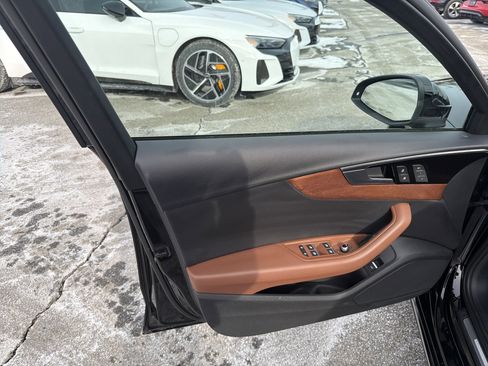 Used 2022 Audi A4 2.0T Premium w/ Convenience Package image 6