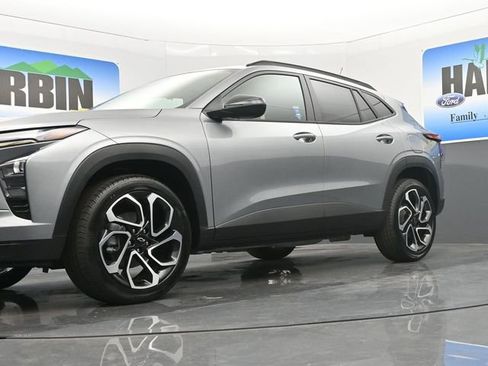 New 2026 Chevrolet Trax RS w/ Driver Confidence Package image 18