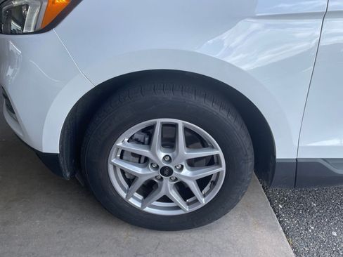 Used 2023 Ford Edge SEL image 29