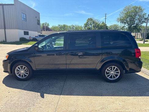 Used 2013 Dodge Grand Caravan SXT FWD image 4