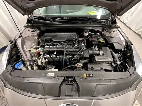 Used 2023 Hyundai Elantra SEL w/ Convenience Package image 29