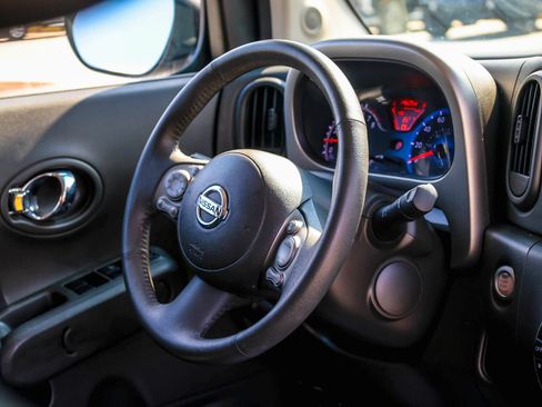 Used 2014 Nissan Cube 1.8 SL w/ SL Preferred Package FWD image 11