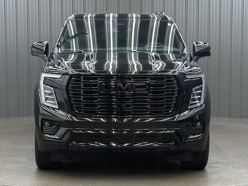 Used 2026 GMC Yukon Denali w/ Sun & Power Step Package AWD/4WD image 8