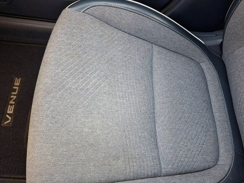 Certified 2021 Hyundai Venue w/ Cargo Package image 26