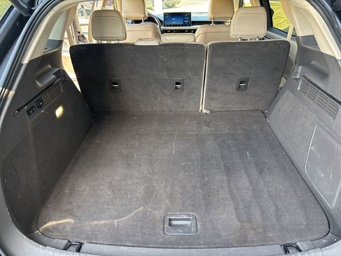 Used 2022 Lincoln Nautilus Reserve w/ Equipment Group 201A image 29