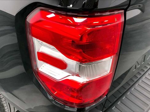 Used 2025 Ford Maverick XLT FWD image 28