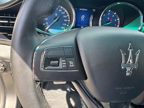 Used 2016 Maserati Quattroporte S RWD image 29