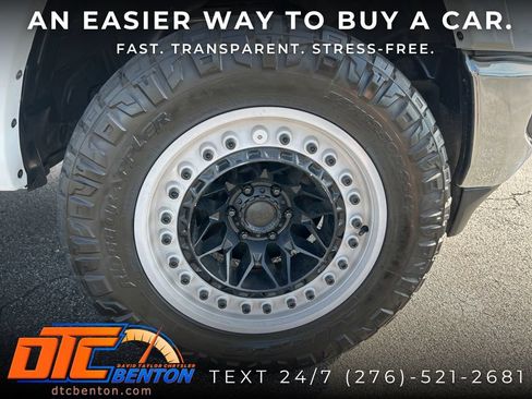 Used 2022 RAM 1500 Laramie AWD/4WD image 31