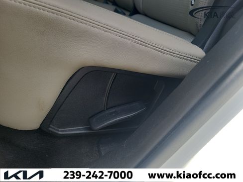 Used 2020 Kia Sportage EX FWD image 12