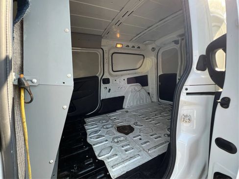 Used 2018 RAM ProMaster City Tradesman FWD image 17