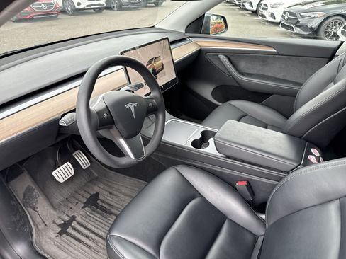 Used 2022 Tesla Model Y Performance AWD/4WD image 13