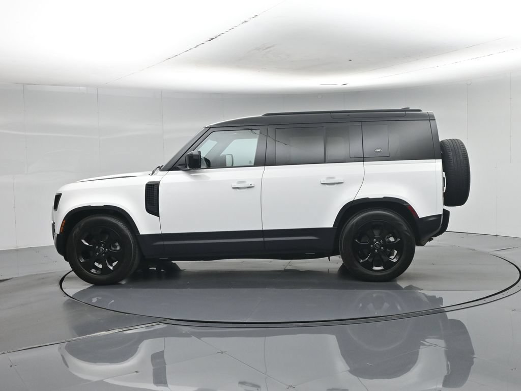 Used 2024 Land Rover Defender 110 S AWD/4WD image 34