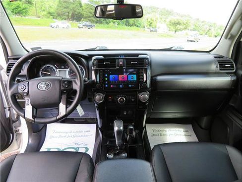 Used 2018 Toyota 4Runner TRD Pro AWD/4WD image 5