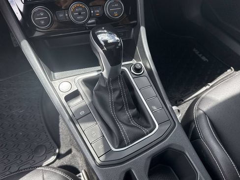 Used 2023 Volkswagen Jetta SE FWD image 19