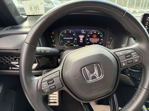 Used 2025 Honda Accord Sport image 21