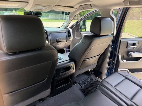 Used 2019 Chevrolet Silverado 2500 LTZ w/ Duramax Plus Package AWD/4WD image 15