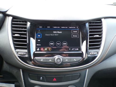 Used 2019 Chevrolet Trax LT FWD image 24