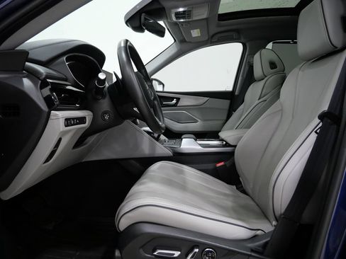 Used 2024 Acura MDX SH-AWD w/ Advance Package image 13
