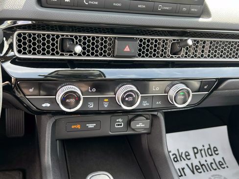 Used 2022 Honda Civic EX-L image 29