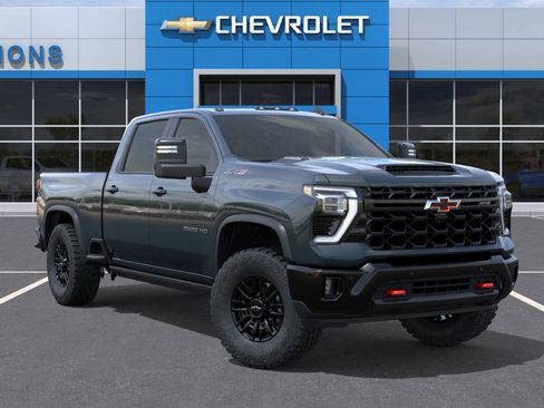New 2026 Chevrolet Silverado 2500 ZR2 image 8