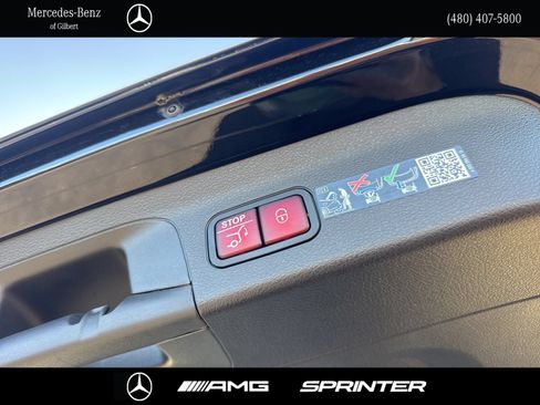 Certified 2025 Mercedes-Benz GLS 450 4MATIC image 9