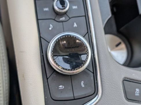 Used 2021 Cadillac XT6 Premium Luxury FWD image 31