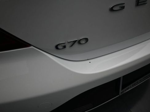 Used 2025 Genesis G70 2.5T RWD image 42