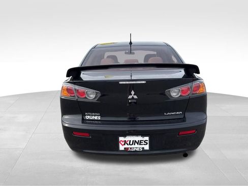 Used 2017 Mitsubishi Lancer ES FWD image 8