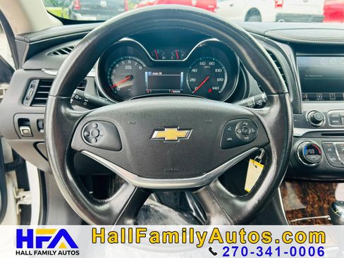 Used 2014 Chevrolet Impala LT w/ Convenience Package FWD image 22