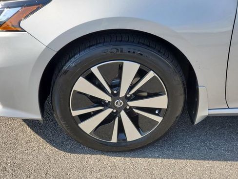Certified 2021 Nissan Altima 2.5 SL AWD/4WD image 10