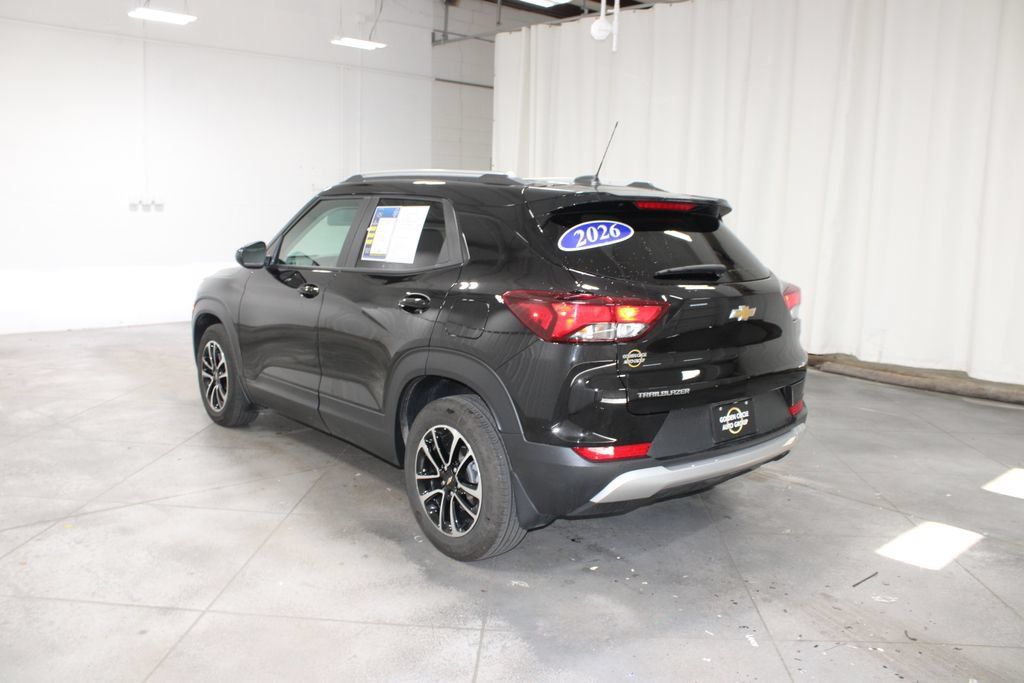 Used 2026 Chevrolet TrailBlazer LT FWD image 7