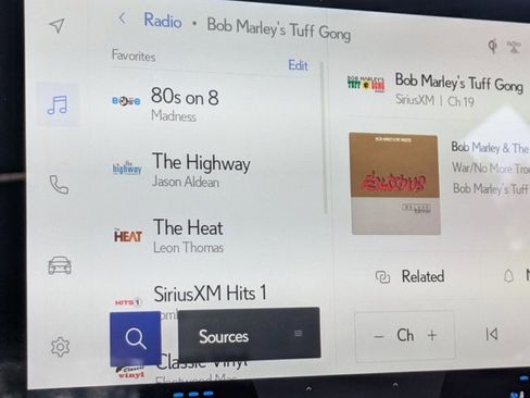 Used 2025 Lexus NX 250 FWD w/ Towing Package (2000 Lbs) image 14