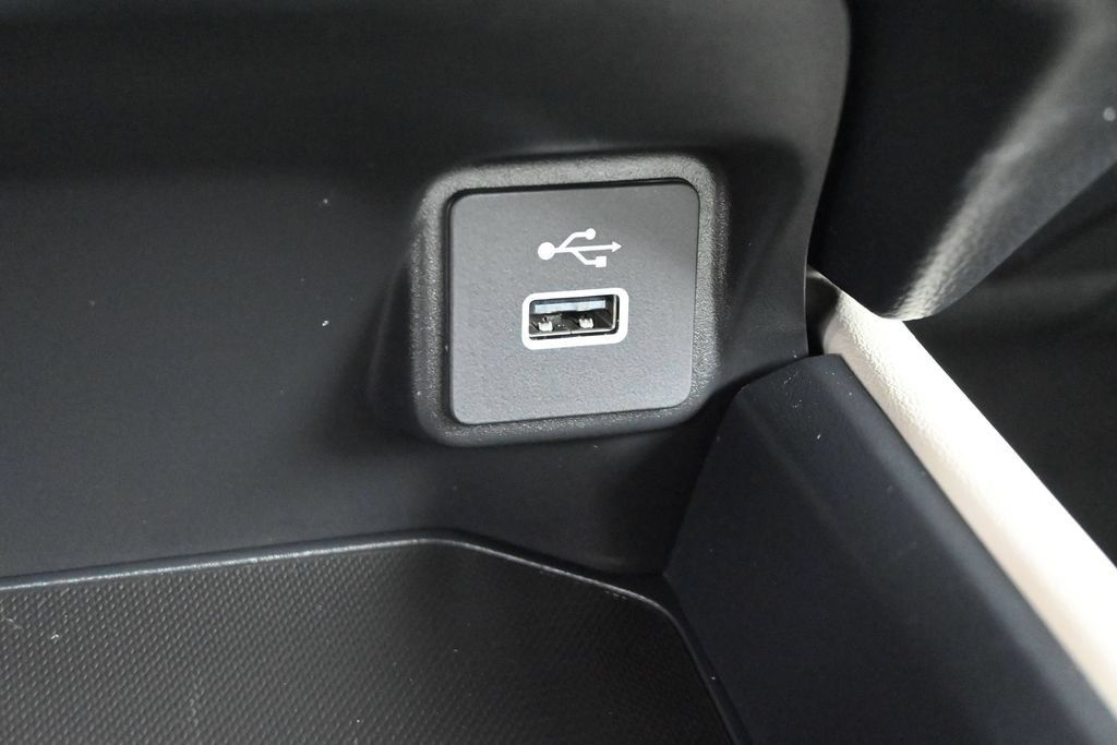 Used 2024 Honda HR-V LX image 11