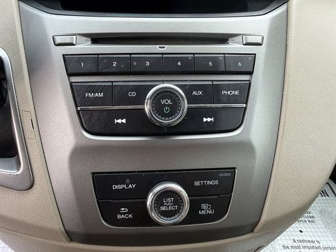 Used 2014 Honda Odyssey LX image 18
