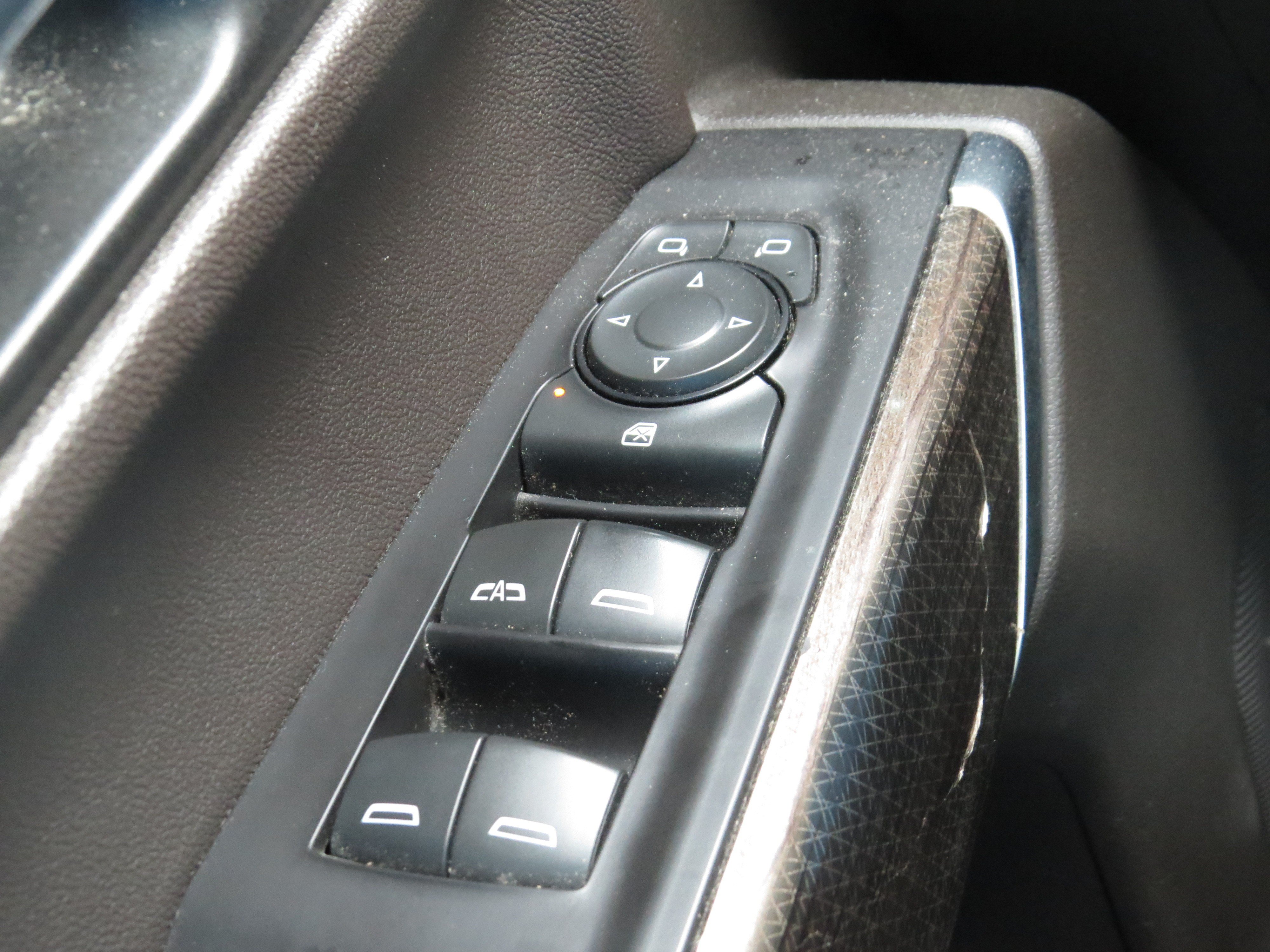 Used 2020 Chevrolet Silverado 1500 RST AWD/4WD image 21