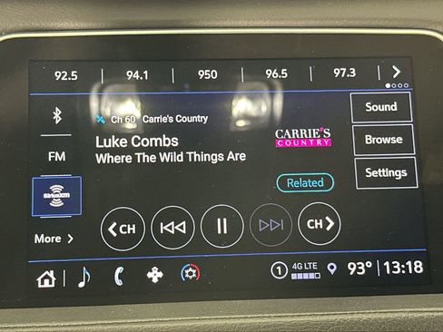 Used 2023 Cadillac XT4 Premium Luxury image 16