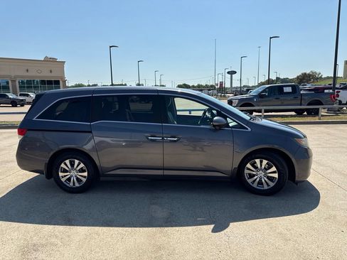 Used 2016 Honda Odyssey EX image 17