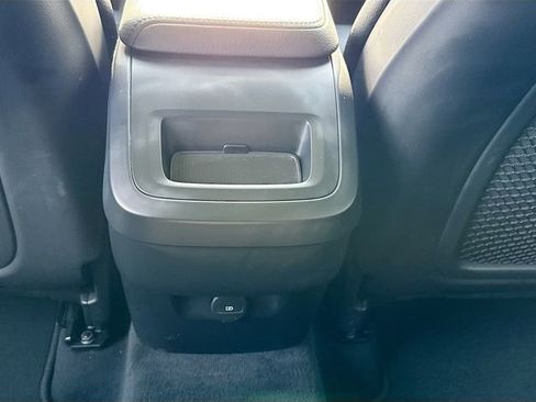 Used 2021 Volvo XC60 T5 Momentum image 27