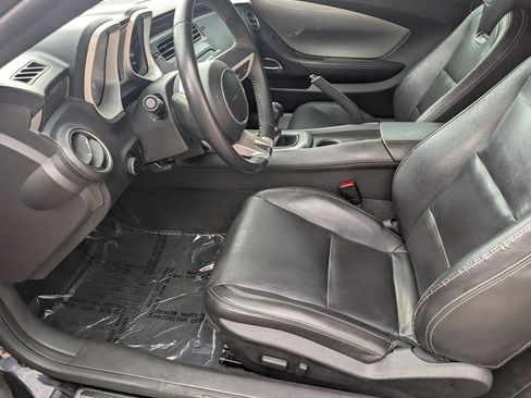 Used 2011 Chevrolet Camaro SS RWD image 11