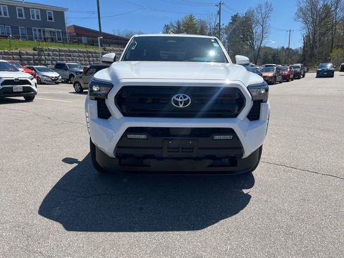 New 2026 Toyota Tacoma SR5 RWD image 28