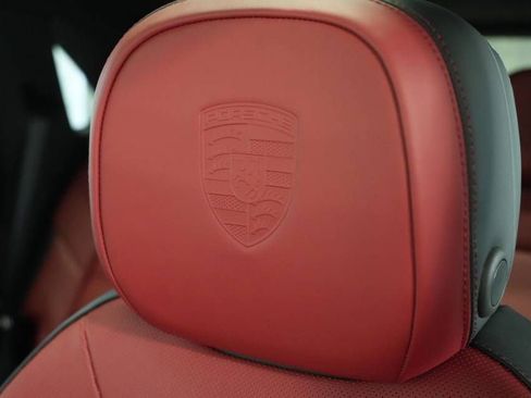 New 2026 Porsche Cayenne image 35