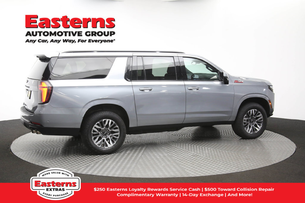 Used 2025 Chevrolet Suburban Z71 AWD/4WD image 48