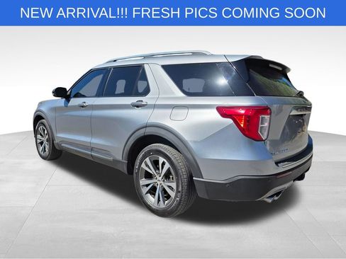 Used 2020 Ford Explorer Platinum w/ Premium Technology Package image 5