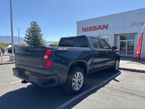 Used 2022 Chevrolet Silverado 1500 Custom image 10
