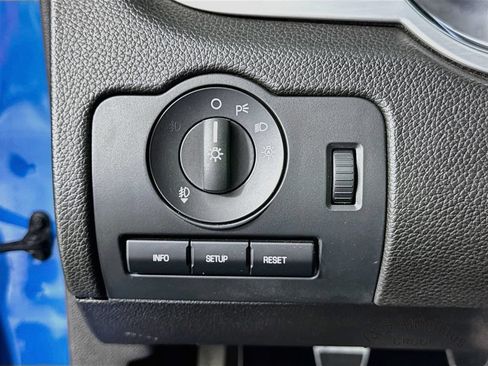 Used 2010 Ford Mustang GT RWD image 10